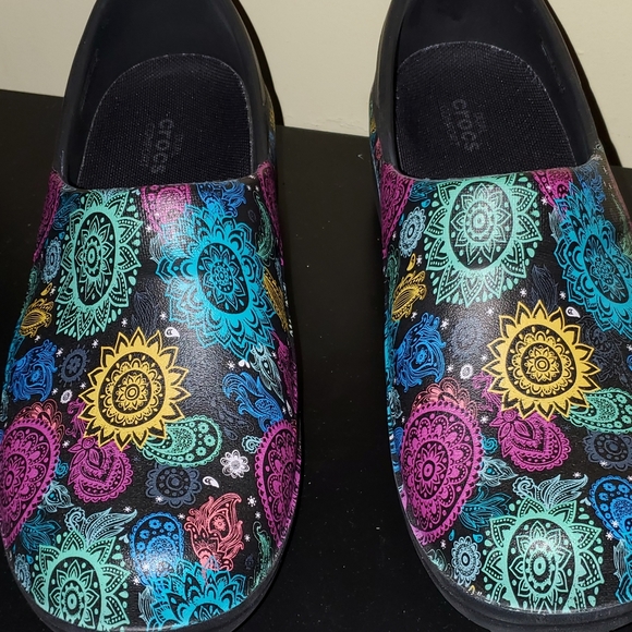 Crogs clogs almost new - Picture 3 of 3